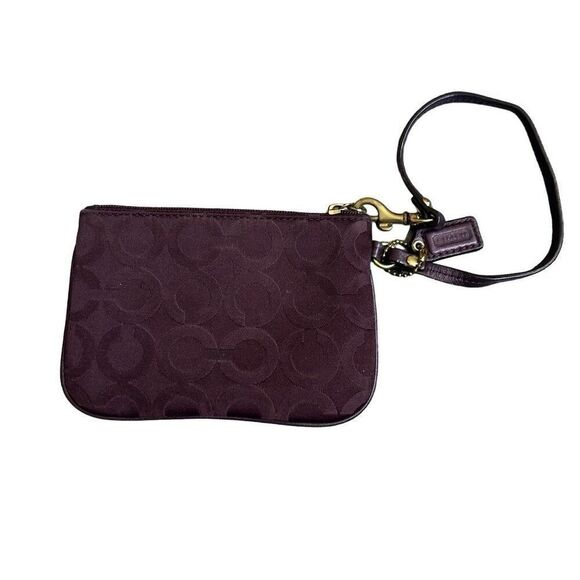 COACH TAYLOR OP ART SIGNATURE SMALL PURPLE WRISTLET - Picture 3 of 6